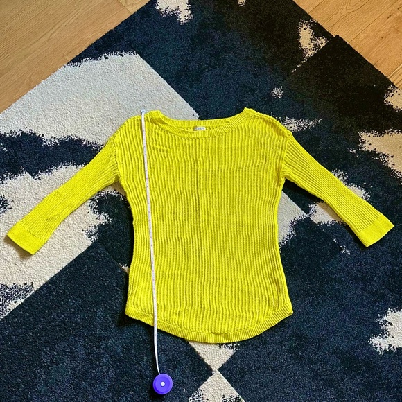 GAP Open Chain Stitch 3/4 Sleeve Ballet Neck Sweater in Bright Yellow — M - Picture 3 of 5